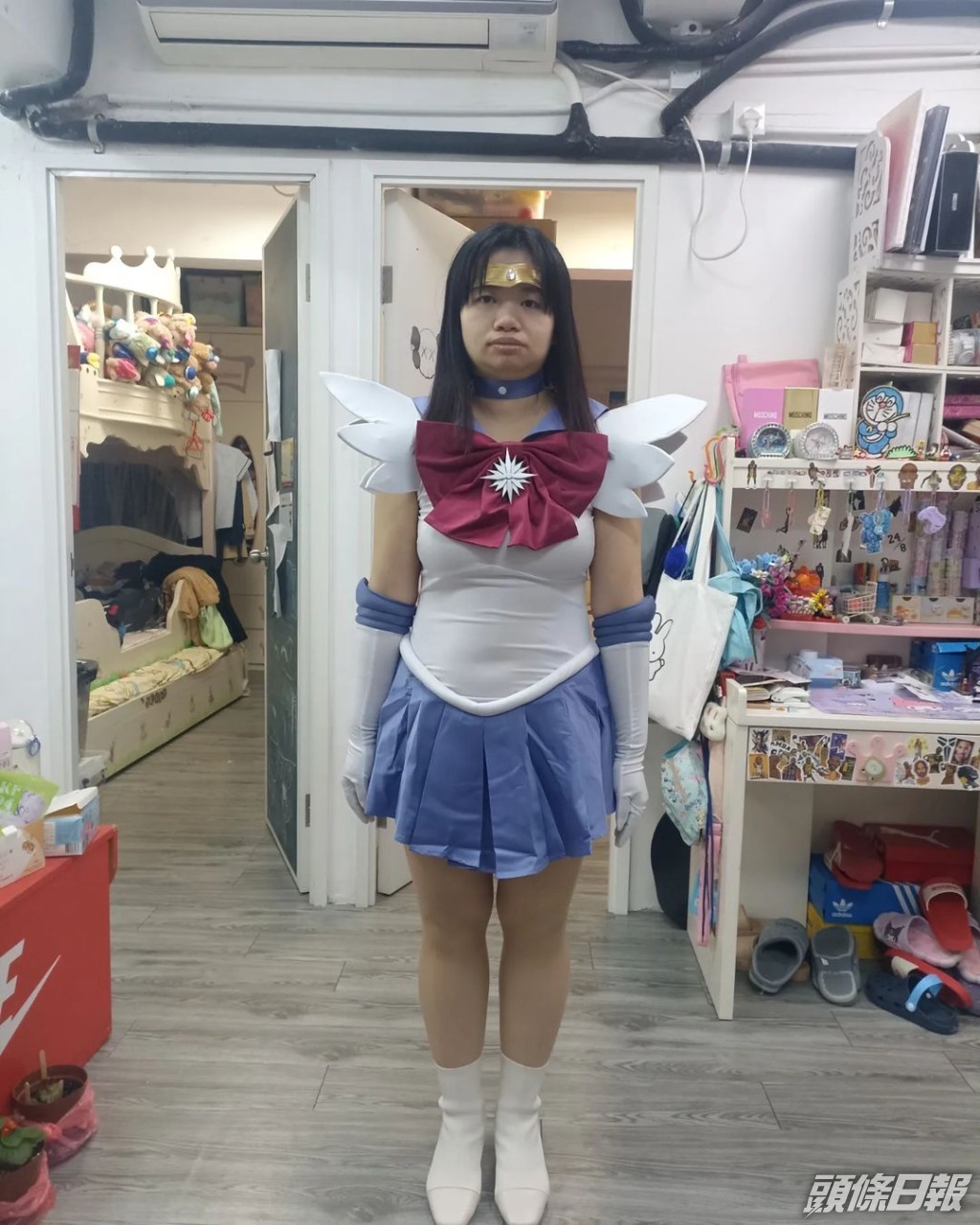 阿儀今次去做義工，變身「美少女戰士」。